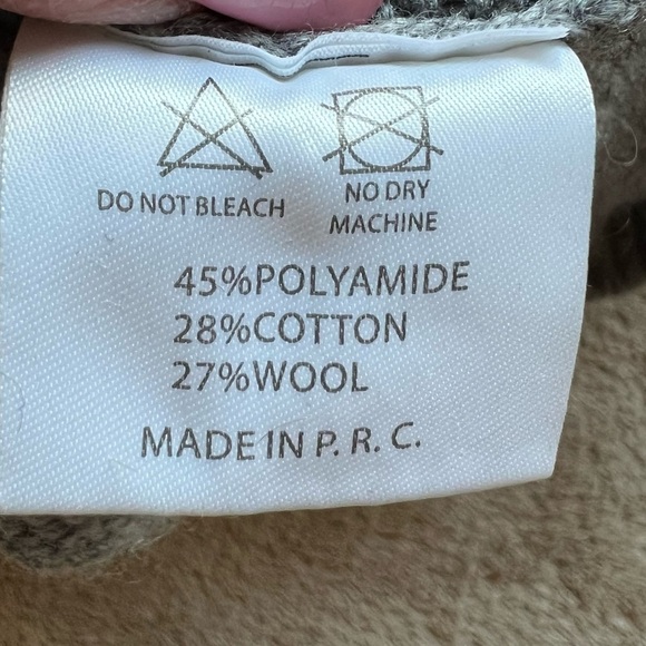 Brandy Melville Gray Wool Blend Turtleneck Long Sleeve Sweater Women's Size S - Picture 10 of 13